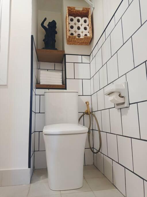 Erizana Apartment Байона Екстериор снимка